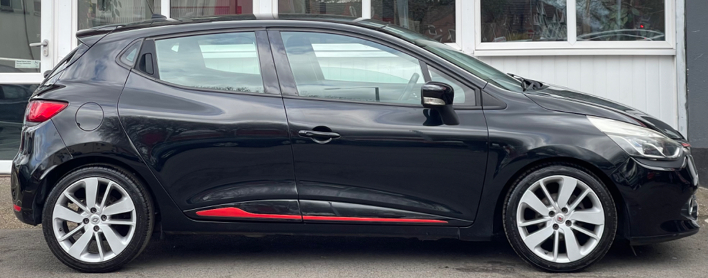 Renault Clio 0.9 Tce Dynamique S Medianav Hatchback SJ13OFH Black #4