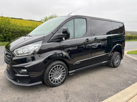 Ford Transit Custom 320 L1 170 Black