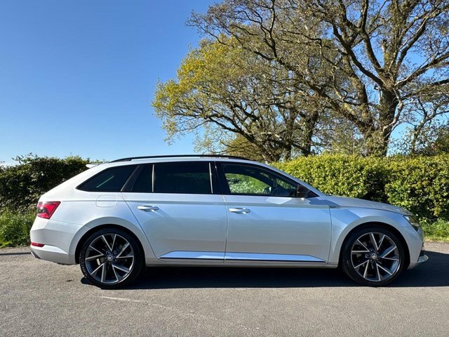 Skoda Superb 2020 2.0 Tsi Sportline Plus Estate Dsg Silver #5