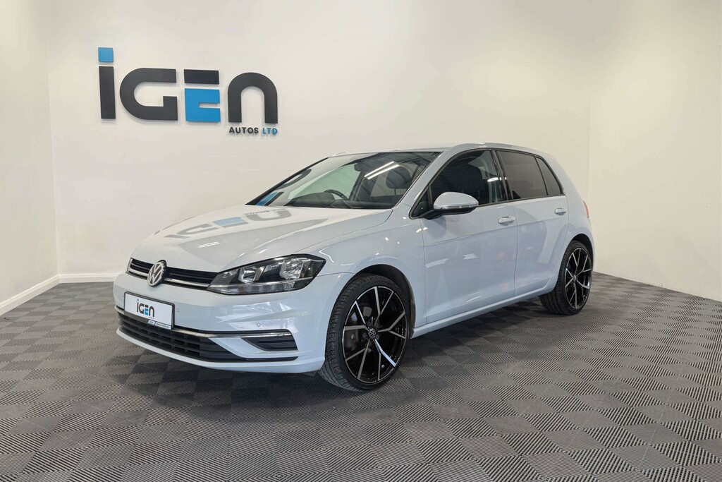 Volkswagen Golf Se Nav Tsi Bluemotion Technology 