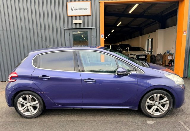 Peugeot 208 1.2L 82 Bhp WV63WNO Blue #5