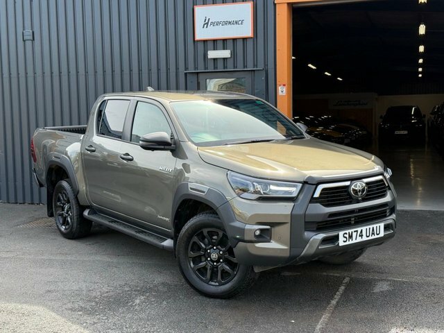 Toyota HILUX 2.8 D-4d-h Invincible X Pickup Hybrid A SM74UAU Brown #2