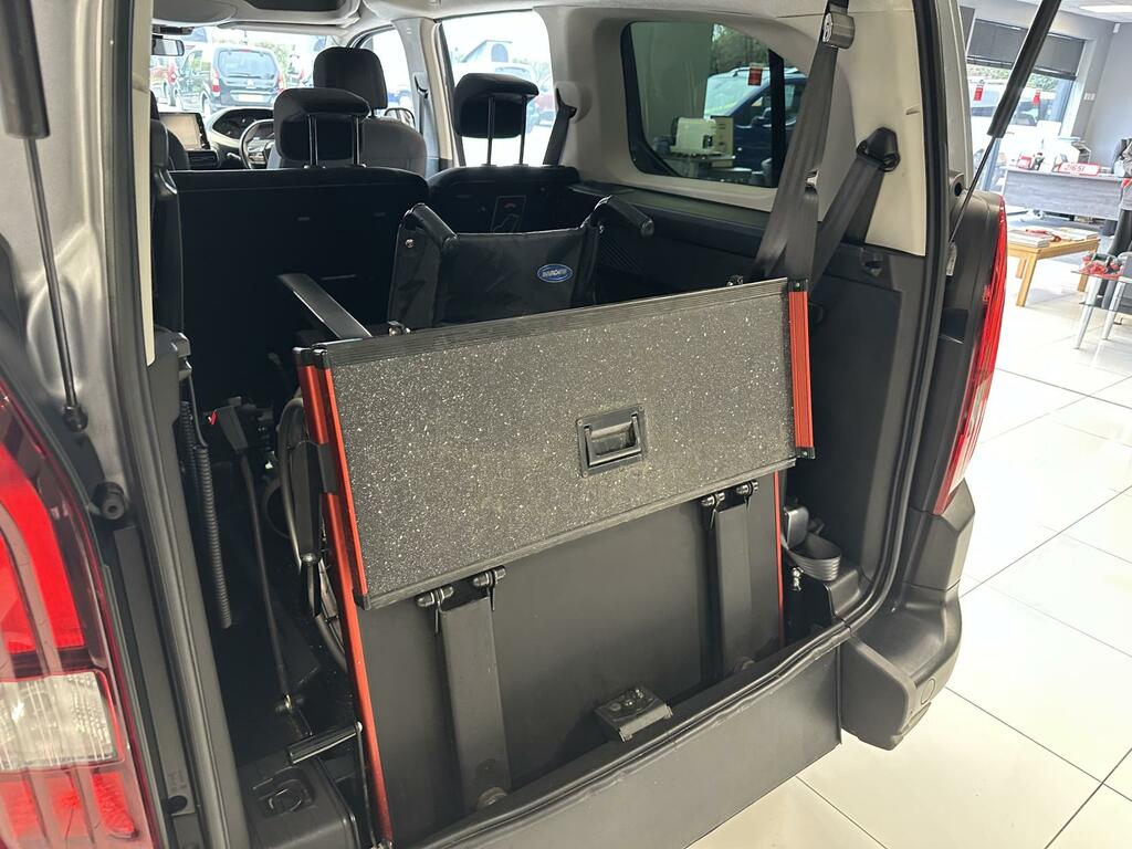 Peugeot Rifter Rare XL Size With 5 Full Seats Wheelchair User A SF20GDU Grey #6