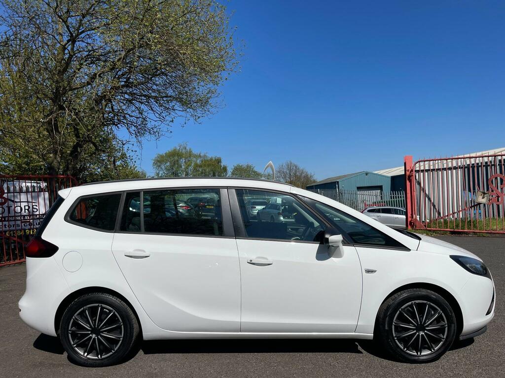 Vauxhall Zafira Tourer 2.0 Cdti Exclusiv Mpv Euro 6 White #4
