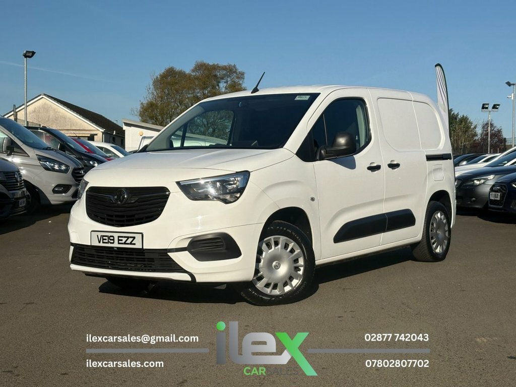 Vauxhall Combo 1.6L Sportive VE19EZZ White #3