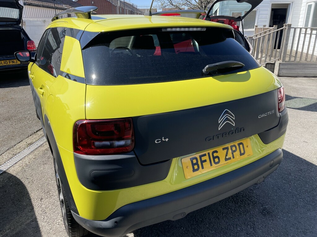 Citroen C4 Cactus Hatchback 1.6 Bluehdi Flair 2016 BF16ZPD Yellow #4