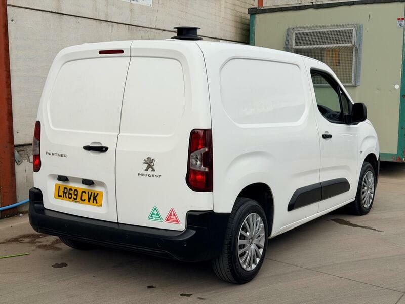 Peugeot Partner 1.5 Bluehdi 650 Professional Standard Panel Van Sw LR69CVK  #4