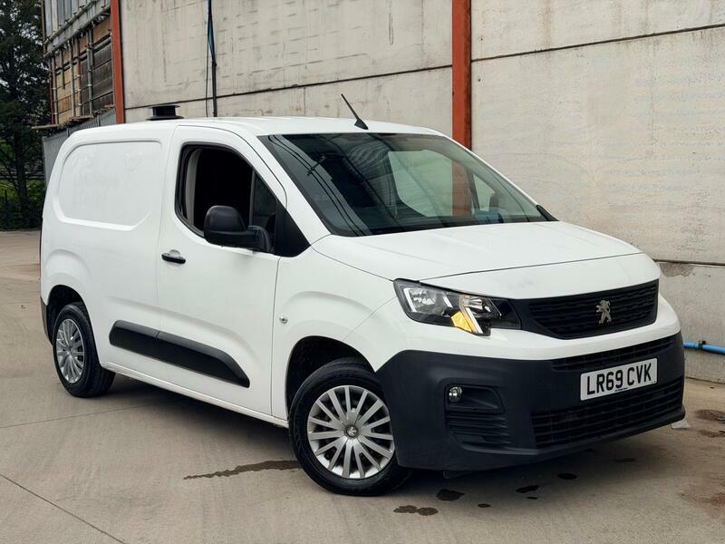Peugeot Partner 1.5 Bluehdi 650 Professional Standard Panel Van Sw LR69CVK  #2