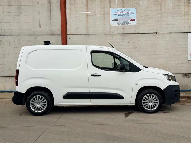 Peugeot Partner 1.5 Bluehdi 650 Professional Standard Panel Van Sw LR69CVK  #3