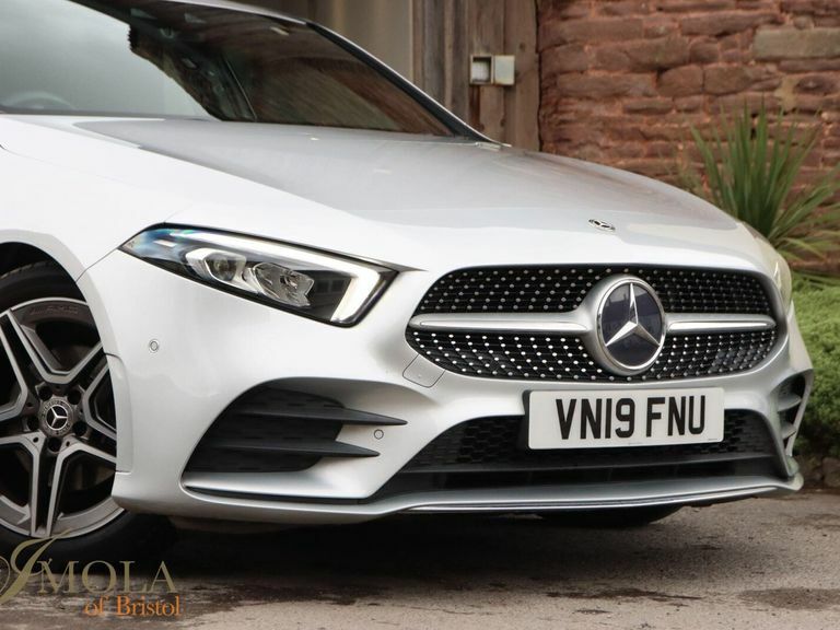Mercedes-Benz A Class 1.5 A180d Amg Line Executive 7G-dct Euro 6 Ss VN19FNU Silver #4