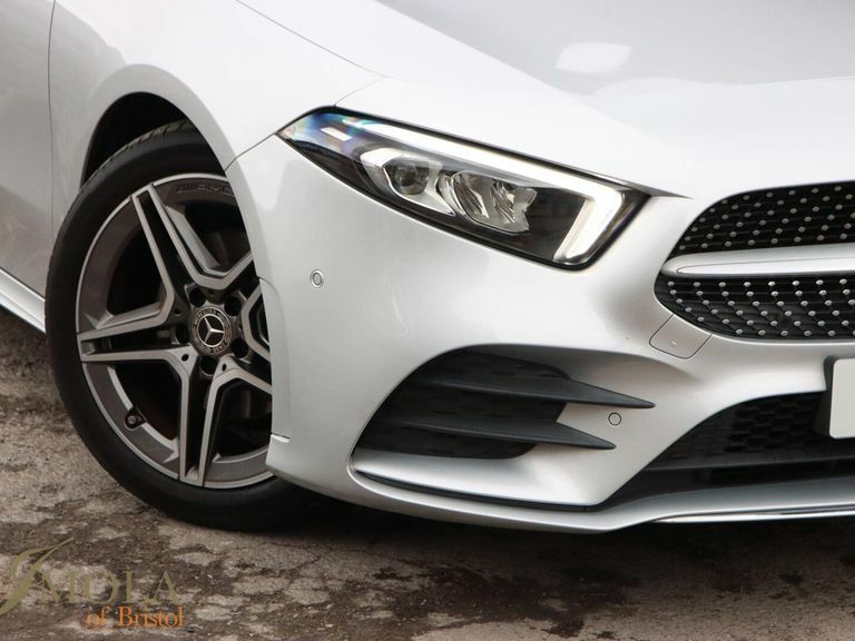 Mercedes-Benz A Class 1.5 A180d Amg Line Executive 7G-dct Euro 6 Ss VN19FNU Silver #5