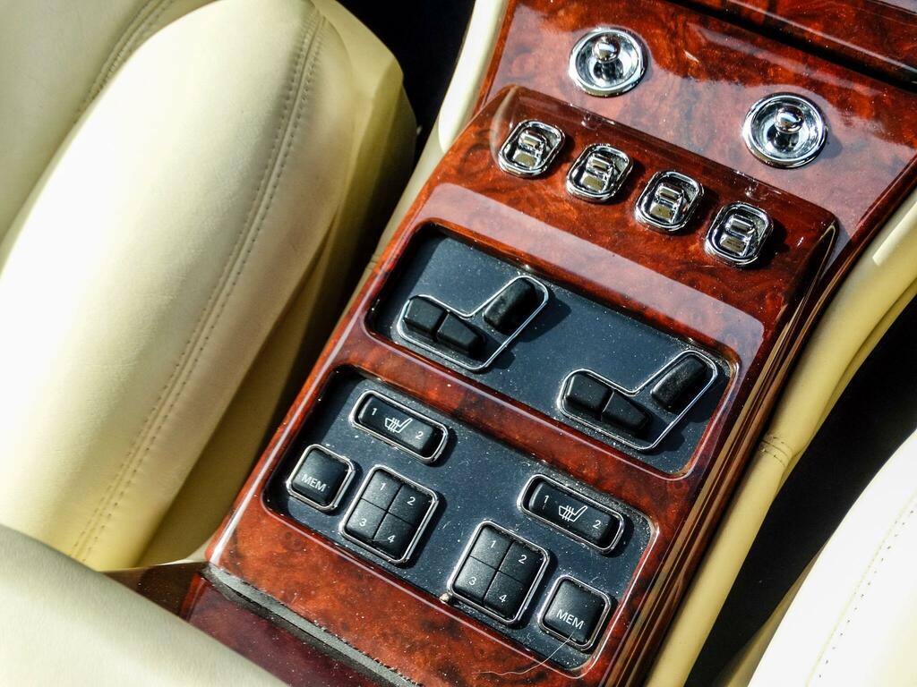 Rolls-Royce Silver Seraph Silver Seraph Grey #25