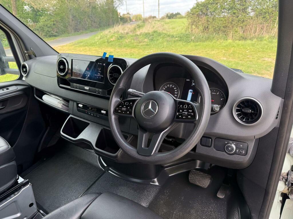Mercedes-Benz Sprinter Diesel YC69JJX  #3