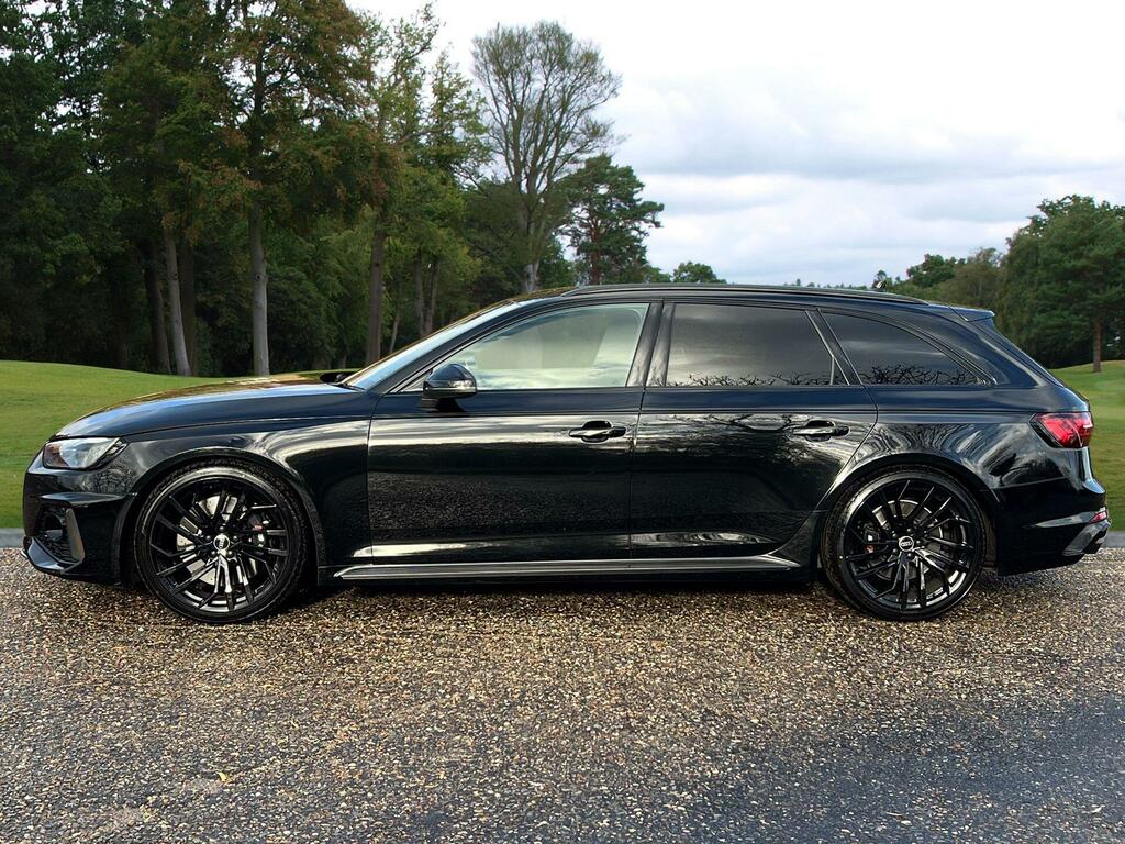 Audi RS4 Avant Petrol LO72KJX  #2