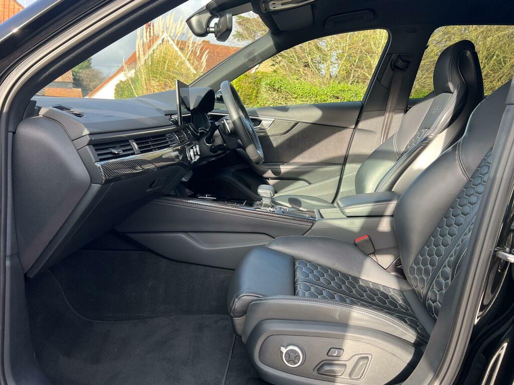 Audi RS4 Avant Petrol LO72KJX  #3