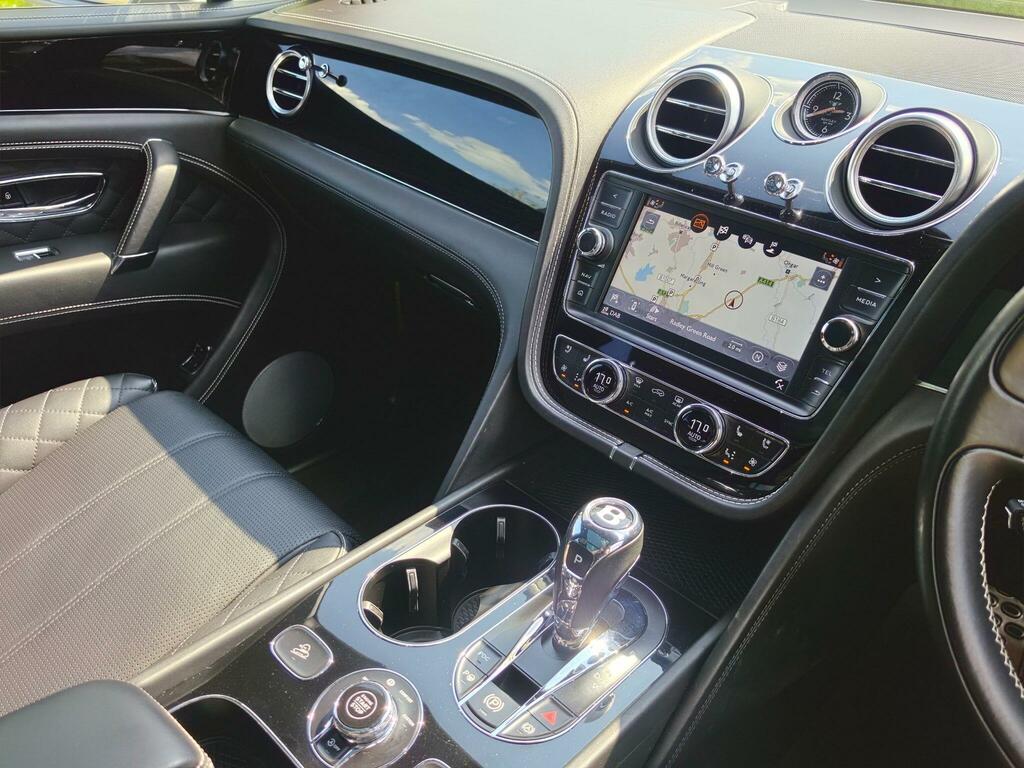 Bentley Bentayga Petrol AD67GFD #6