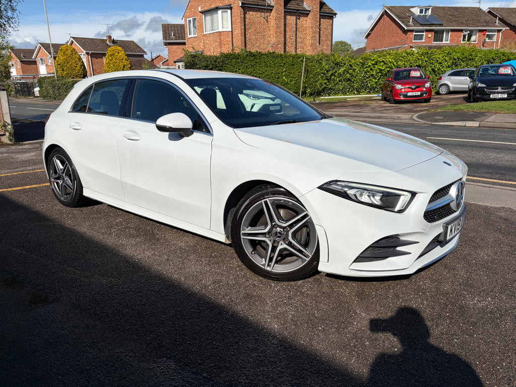 Mercedes-Benz A Class 1.3 Amg Line Hatchback Euro 6 S White
