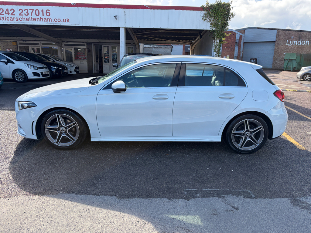Mercedes-Benz A Class 1.3 Amg Line Hatchback Euro 6 S KV19DTA White #3