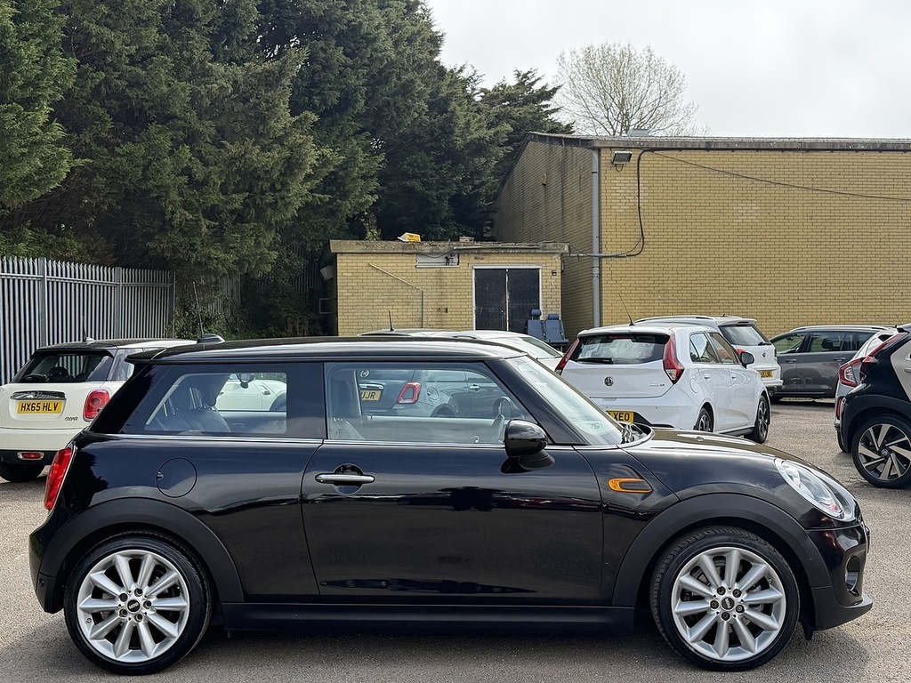 Mini Hatch Cooper Black #4