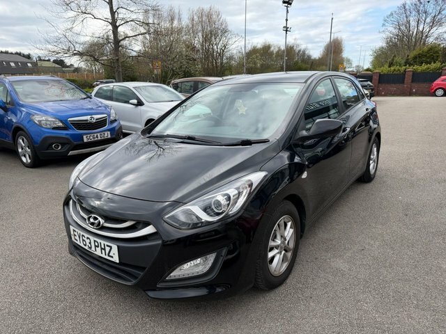 Hyundai I30 1.6 Crdi Blue Drive Active Hatchback Ma Black #2