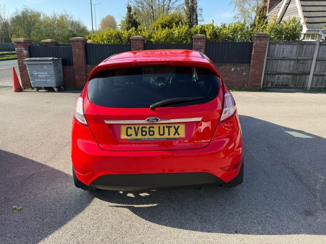 Ford Fiesta 1.5 Tdci Titanium Hatchback Euro Red #4