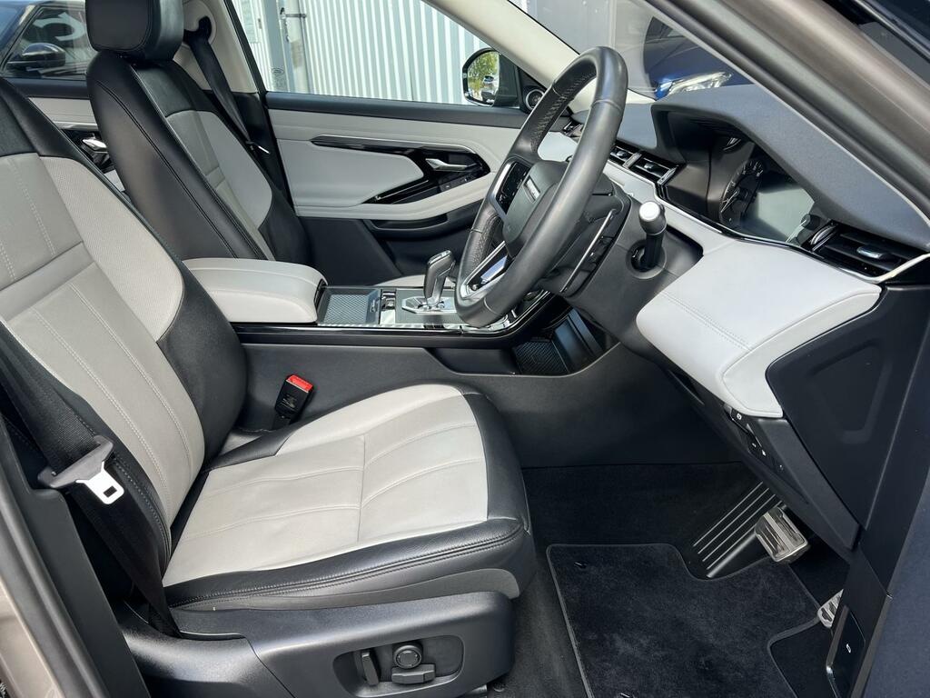 Land Rover Range Rover Evoque 1.5 P300e 12.2Kwh R-dynamic Se Suv Plug Brown #4