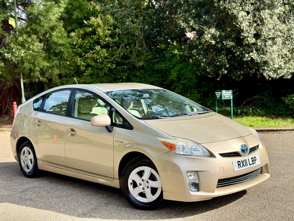 Toyota Prius 1.8 Vvt-h T Spirit Hatchback Hybrid Cvt 