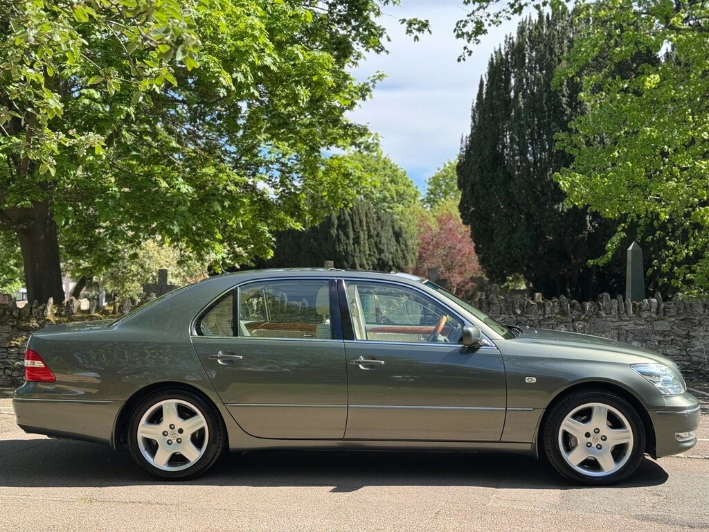 Lexus LS 4.3 4dr Green #2