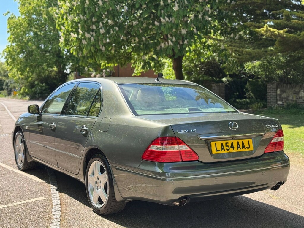 Lexus LS 4.3 4dr Green #5
