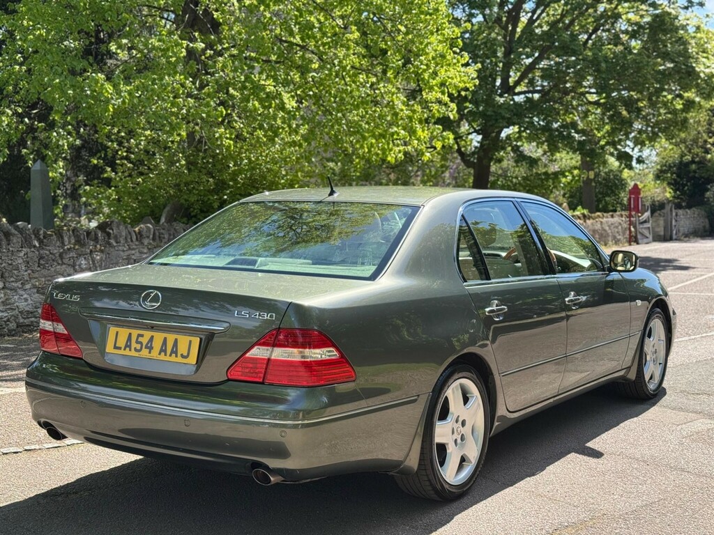 Lexus LS 4.3 4dr Green #3
