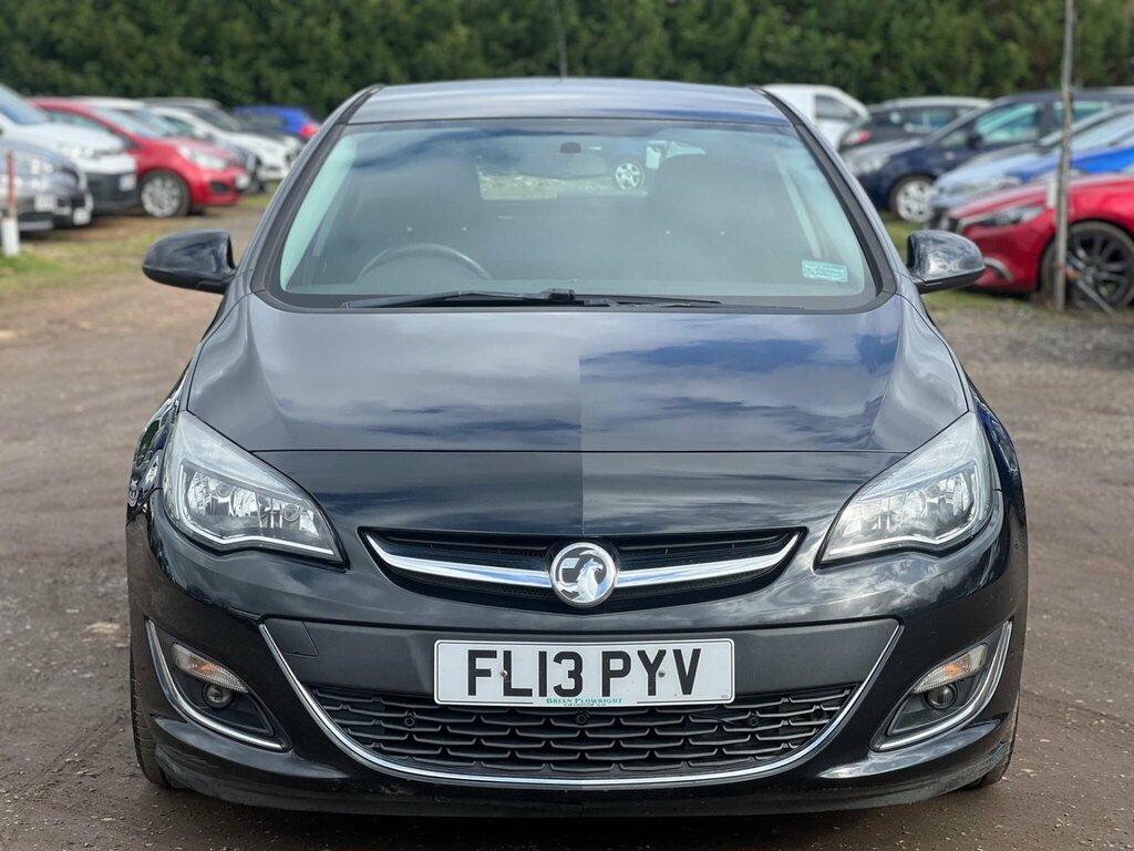 Vauxhall Astra 1.6 16V Sri Euro 5 FL13PYV Black #3