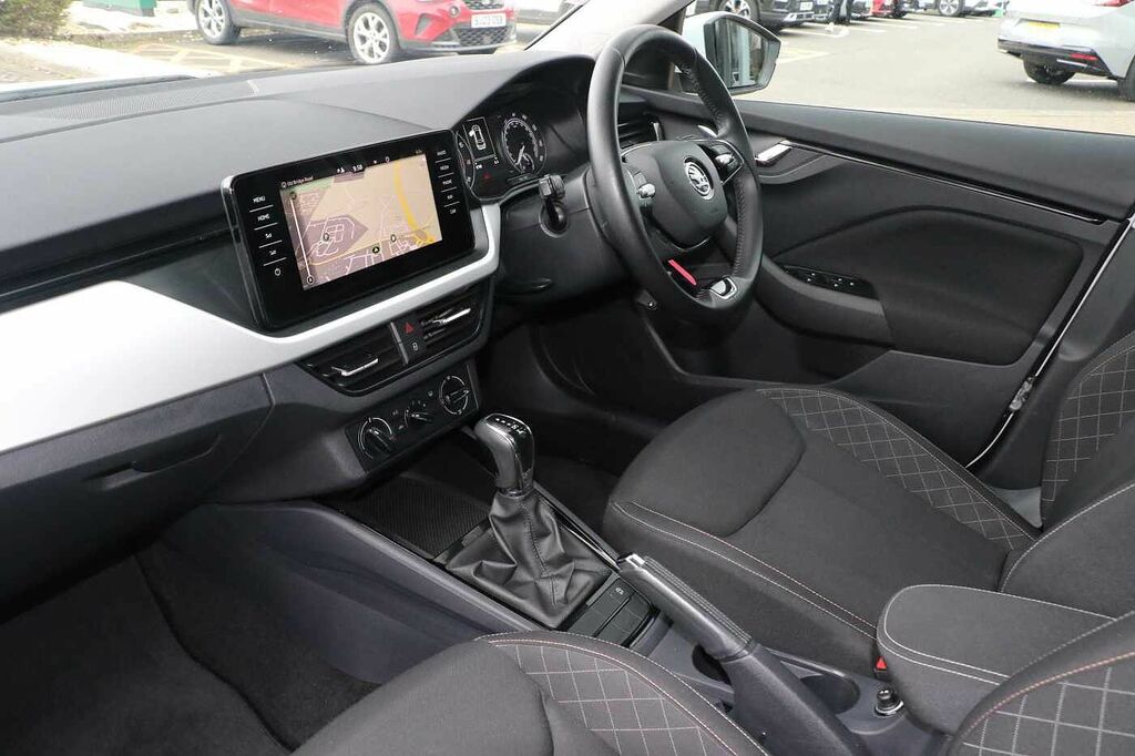 Skoda Kamiq 1.0 Tsi 110 Se Drive Dsg GD72LTU White #2
