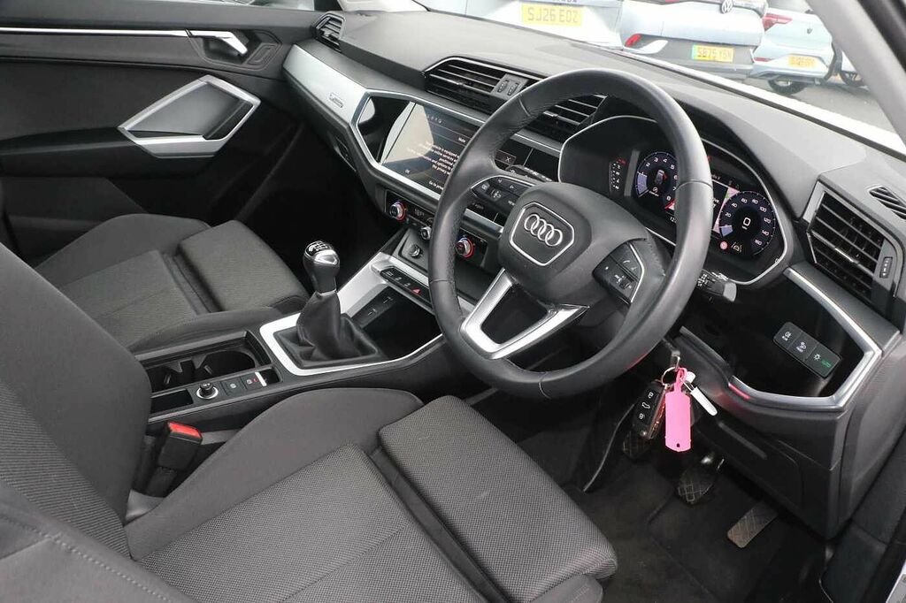 Audi Q3 35 Tfsi Sport SC72JOA White #6