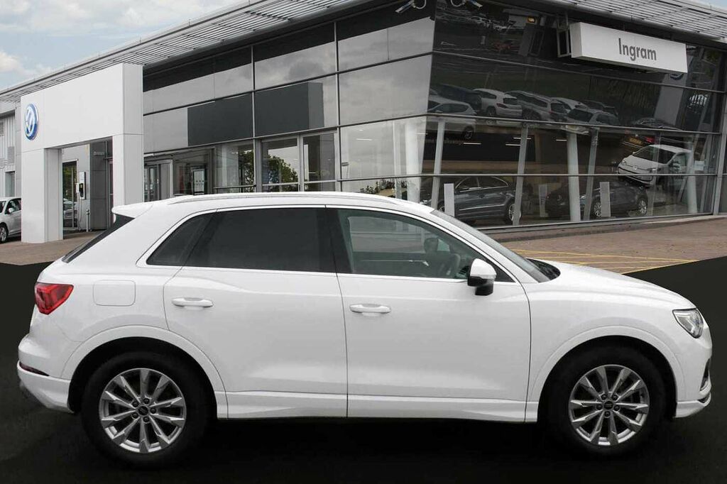 Audi Q3 35 Tfsi Sport SC72JOA White #4