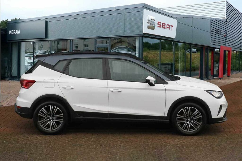 Seat Arona 1.0 Tsi 110 Se Technology Dsg SH24HNW White #4