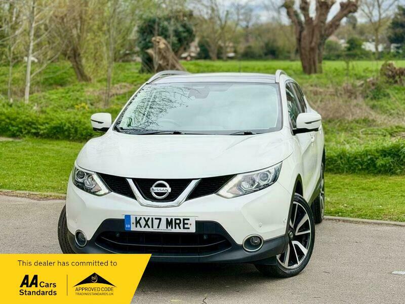 Nissan Qashqai 1.5 Dci Tekna Suv KX17MRE White #4