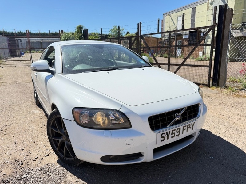 Volvo C70 2.0 S 135 Black #1