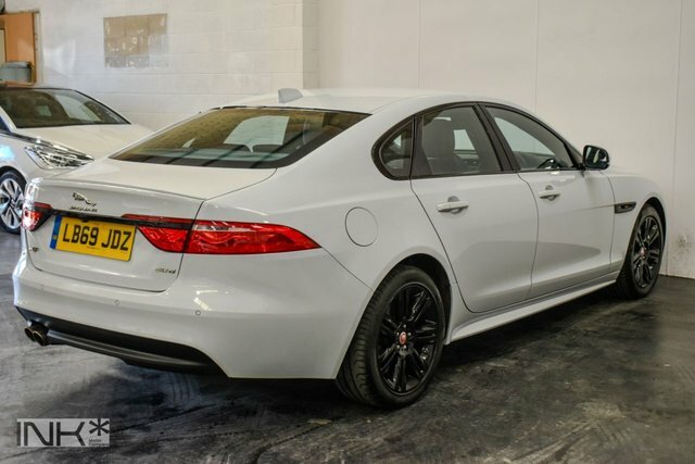 Jaguar XF 2.0D Chequered Flag Saloon Euro 6 LB69JDZ White #6