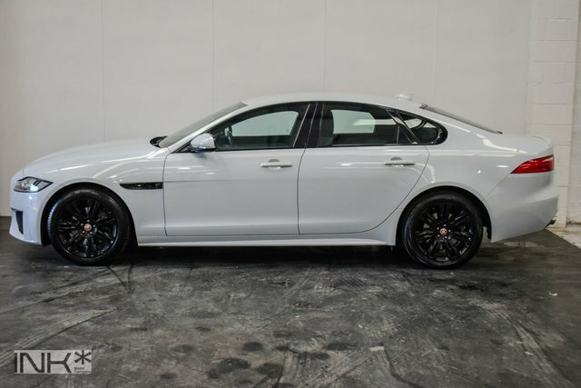 Jaguar XF 2.0D Chequered Flag Saloon Euro 6 LB69JDZ White #2