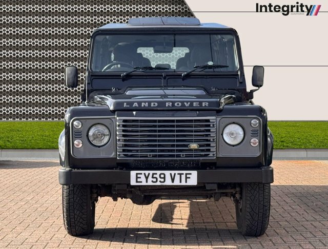 Land Rover Defender 2009 2.4 Tdci Xs Station Wagon 4 Black #6