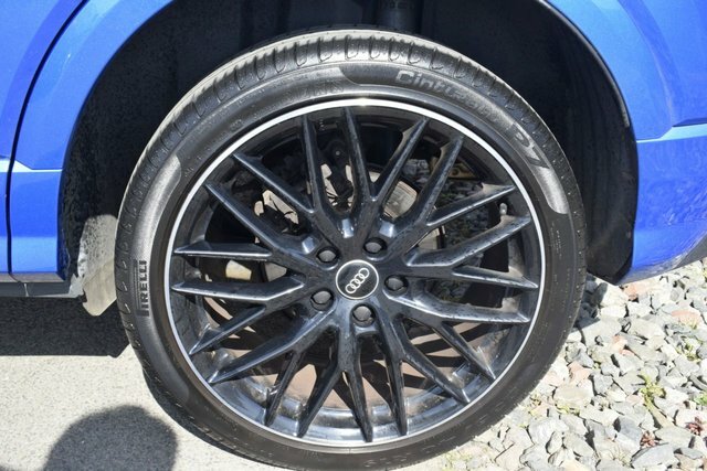 Audi Q2 1.6 Tdi 30 Black Edition Suv Eur WF69KUS Blue #6