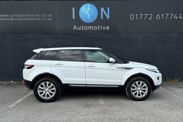 Land Rover Range Rover Evoque 2.2 Sd4 Pure Tech 4Wd Nav Camera Elec Boot PA64DMJ White #2