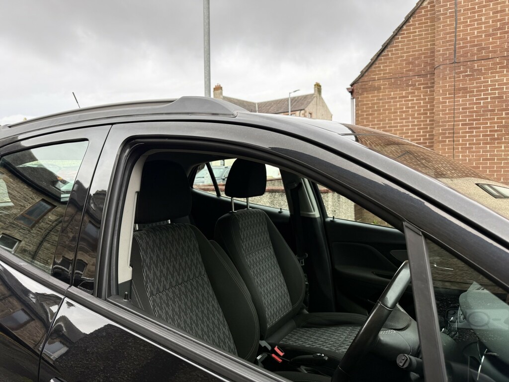 Vauxhall Mokka Suv 1.6 Exclusiv 201464 MT64AUU Black #6