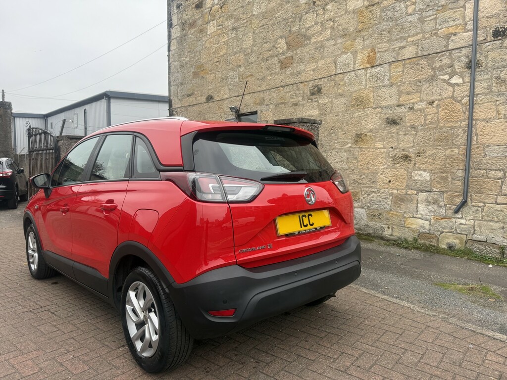 Vauxhall Crossland X Suv 1.2 Se 201919 DS19FMP Red #4