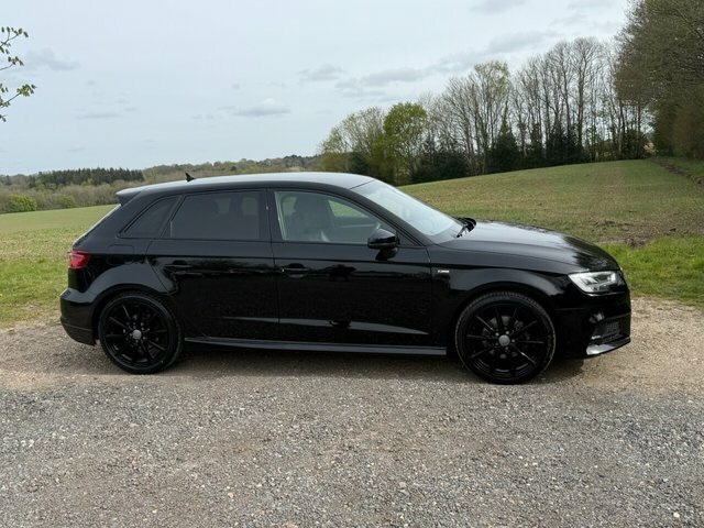 Audi A3 2018 1.0 Tfsi 30 Black Edition Sportback Petro GX68XRY Black #4