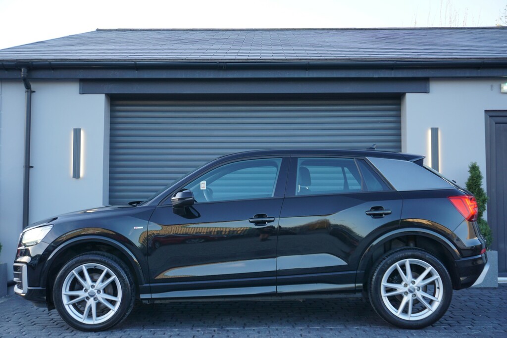 Audi Q2 Tdi S Line KX67YWC Black #6