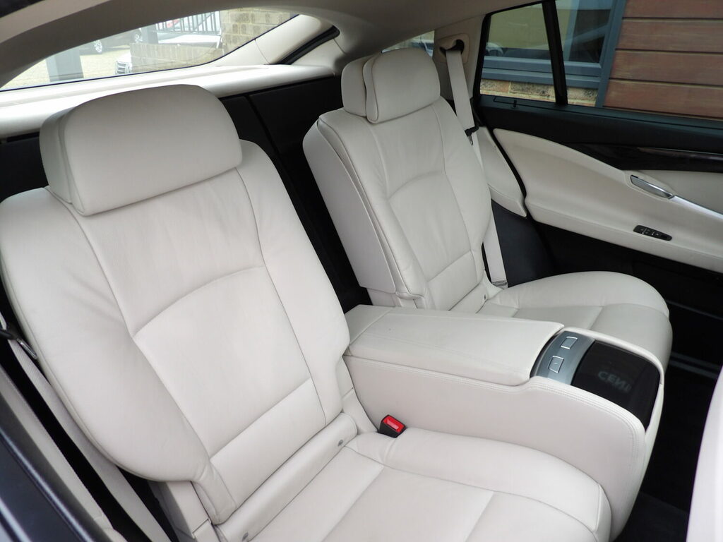 BMW 5 Series Gran Turismo Se Black #10
