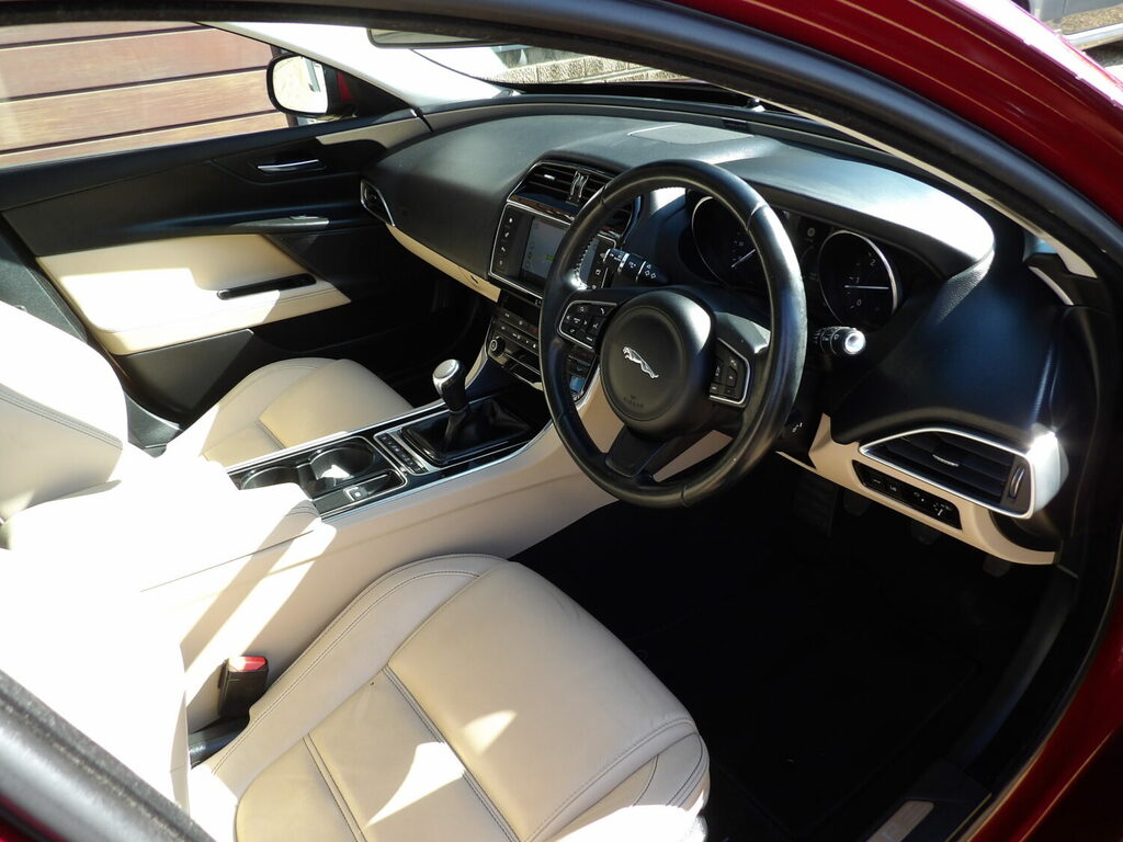 Jaguar XE 2.0D Prestige Saloon HD16KXT Red #6