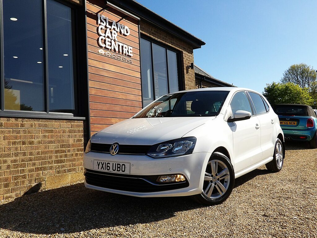 Volkswagen Polo 1.2 Tsi Match Hatchback Very Low Mileag White