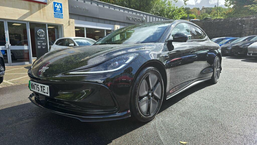MG IM5 100Kwh Long Range Saloon WN75XEJ Black #3